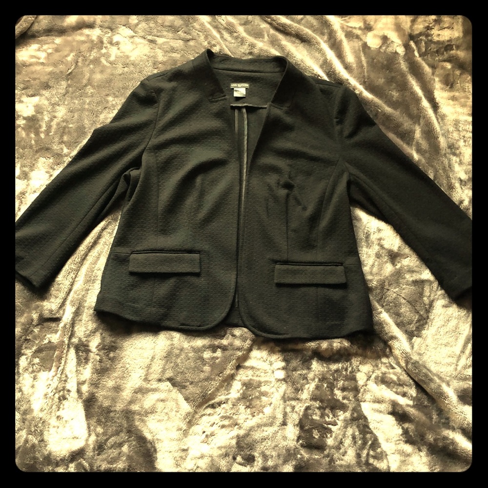 Ann Taylor 3/4 length sleeve knit suit jacket